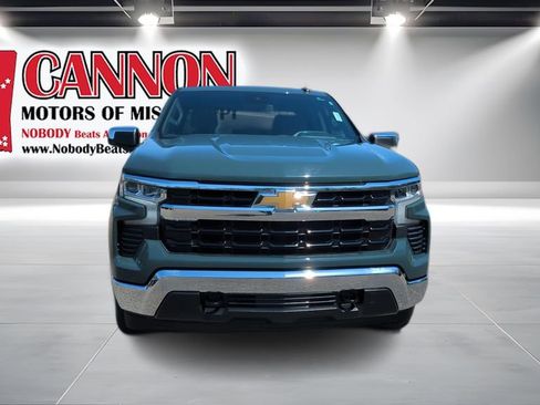 Used 2025 Chevrolet Silverado 1500 LT AWD/4WD image 2