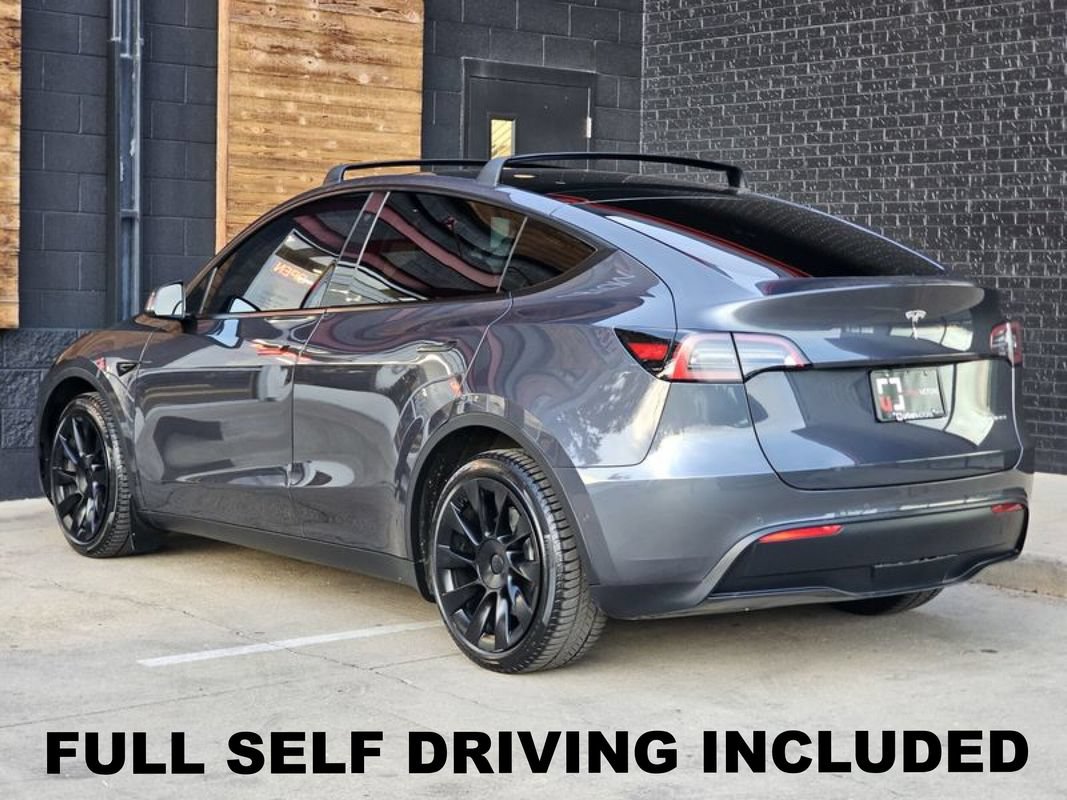 Used 2022 Tesla Model Y Long Range AWD/4WD image 3