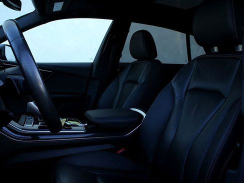 Used 2019 Audi Q8 Premium w/ Convenience Package image 13