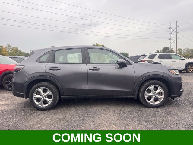 Used 2023 Honda HR-V LX image 1