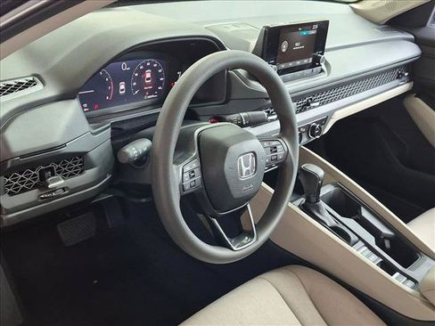 Certified 2024 Honda Accord EX image 9