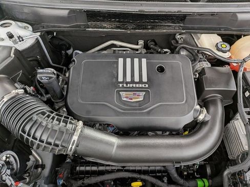 Certified 2023 Cadillac XT5 Premium Luxury w/ LPO, Floor Liner Package image 35