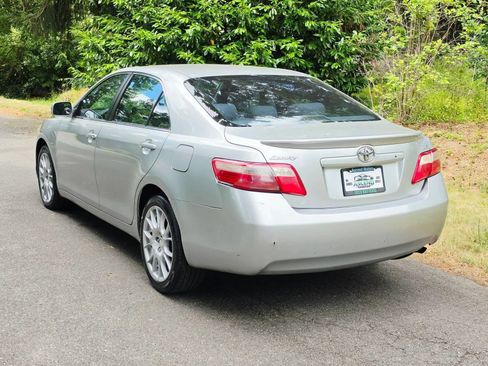 Used 2007 Toyota Camry CE FWD image 3