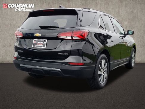 Used 2024 Chevrolet Equinox Premier image 5