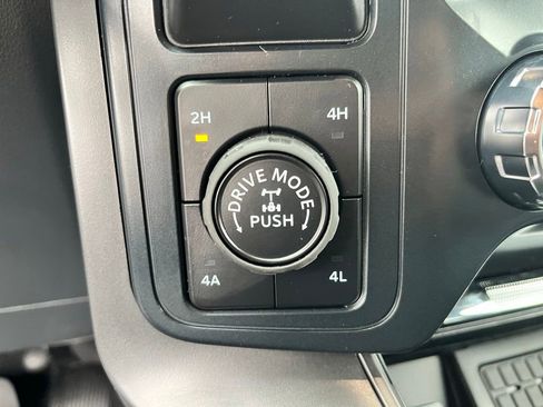 New 2026 Ford F150 Lariat w/ Equipment Group 502A High image 18