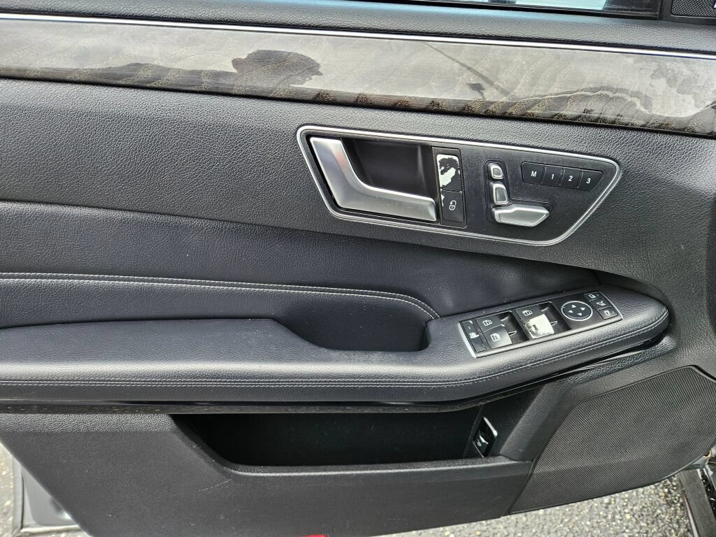 Used 2015 Mercedes-Benz E 350 Sedan w/ Premium 1 Package image 15