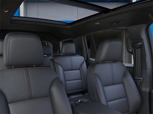 New 2026 Chevrolet Traverse High Country w/ LPO, Floor Liner Package image 24