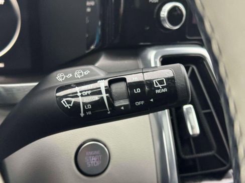 Used 2023 Kia Sorento SX Prestige w/ Panoramic Sunroof Package image 24