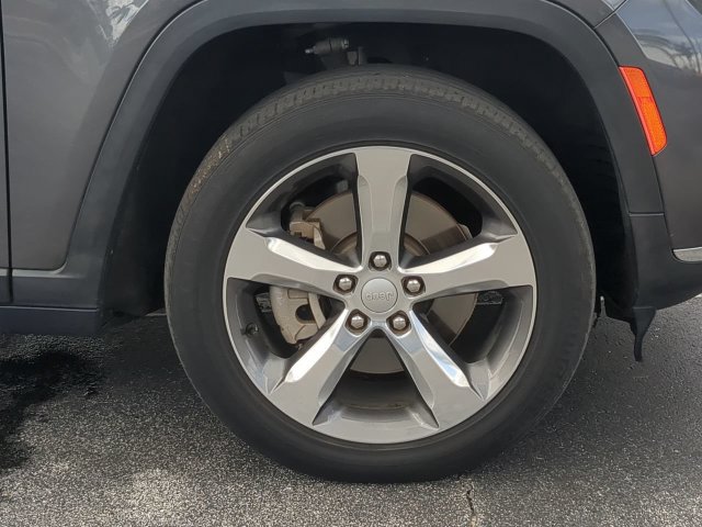Used 2021 Jeep Grand Cherokee L Limited RWD image 11
