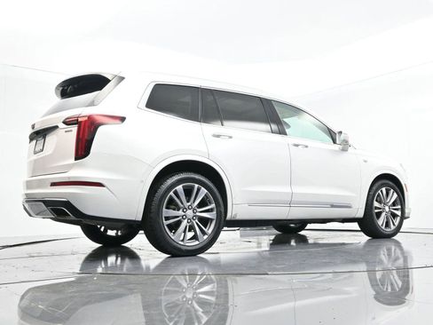 Used 2020 Cadillac XT6 Premium Luxury image 49