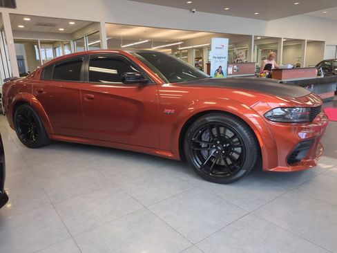 Used 2023 Dodge Charger Scat Pack RWD image 5
