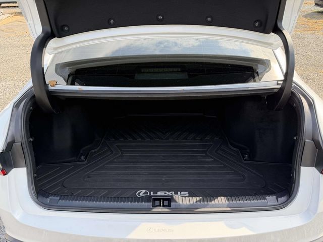 Used 2023 Lexus IS 300 AWD w/ Premium Package image 11