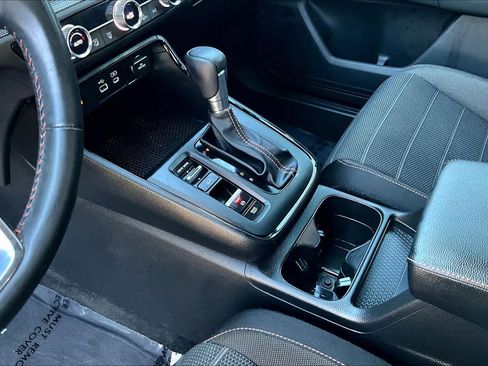 Used 2023 Honda CR-V Sport image 16