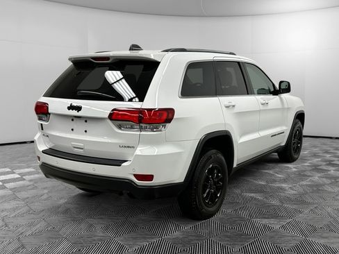 Used 2020 Jeep Grand Cherokee Laredo image 5