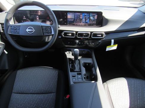 New 2026 Nissan Sentra SV w/ SV Convenience Package FWD image 15