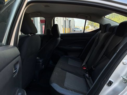 Used 2025 Nissan Versa SV FWD image 11