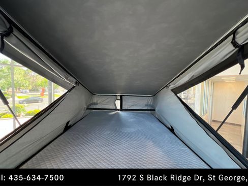 Used 2025 Mercedes-Benz Sprinter 2500 image 15