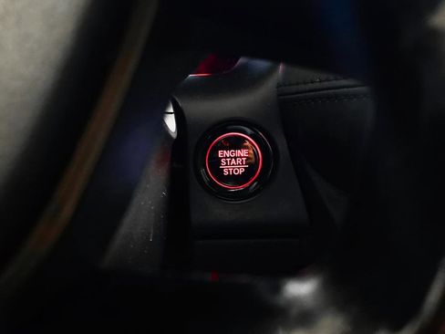 Certified 2025 Honda HR-V LX image 28