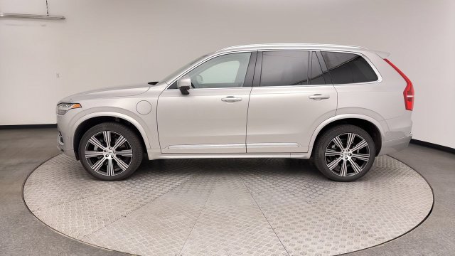 Certified 2025 Volvo XC90 T8 Plus w/ Protection Package Premier AWD/4WD image 5