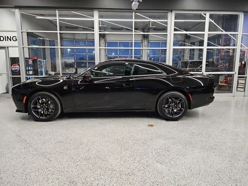 New 2026 Dodge Charger Daytona Scat Pack image 2