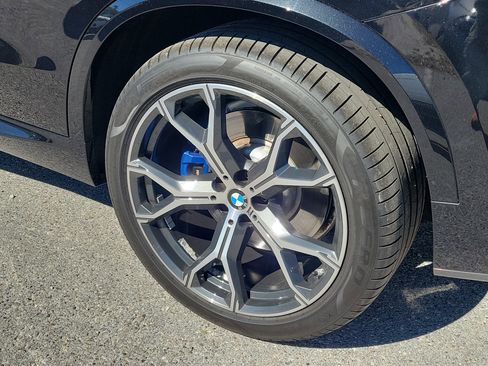 Used 2020 BMW X5 M50i w/ Executive Package image 5