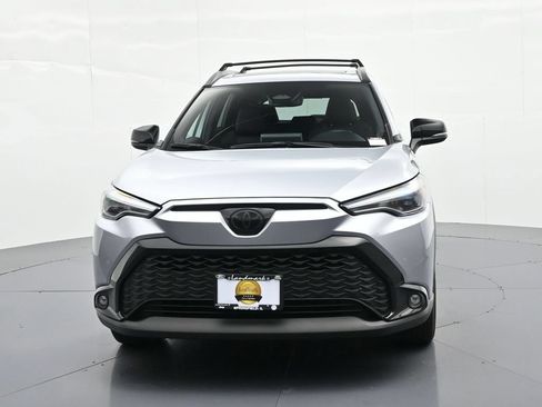 Used 2025 Toyota Corolla Cross AWD Hybrid w/ Convenience Package image 3