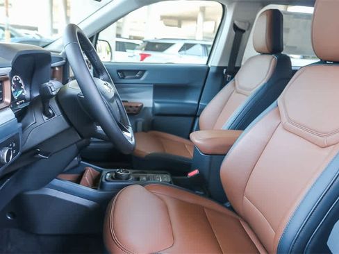 New 2024 Ford Maverick Lariat w/ 4K Tow Package image 16