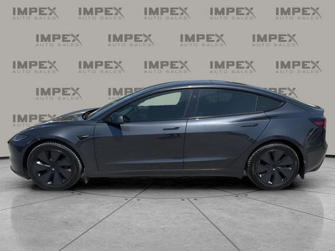 Used 2024 Tesla Model 3 Long Range AWD/4WD image 2
