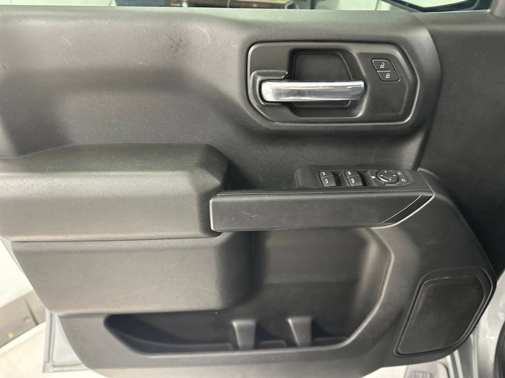 Used 2024 Chevrolet Silverado 1500 Custom RWD image 17