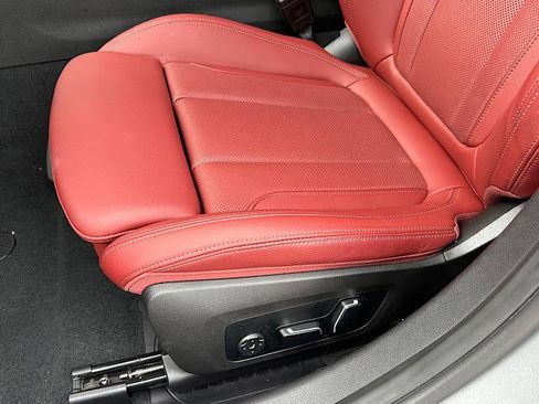 Certified 2024 BMW 330i xDrive 330i xDrive Sedan image 15