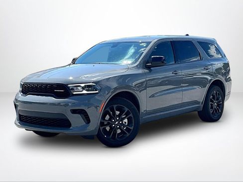 Used 2025 Dodge Durango GT AWD/4WD image 2