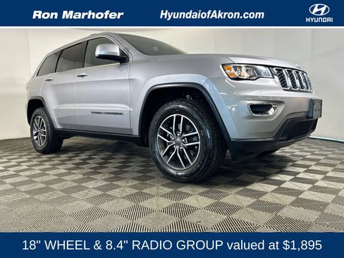 Used 2019 Jeep Grand Cherokee Laredo w/ 18" Wheel & 8.4" Radio Group AWD/4WD image 1