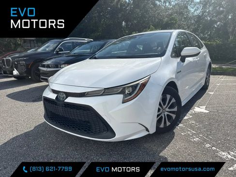 Used 2020 Toyota Corolla LE FWD image 1