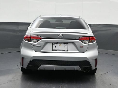 Used 2022 Toyota Corolla SE FWD image 4