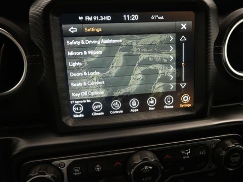 Used 2022 Jeep Gladiator Overland w/ Popular Equipment Package image 16