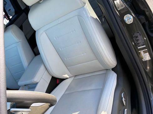 Used 2024 Hyundai Santa Fe Calligraphy AWD/4WD image 19