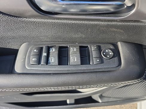 New 2026 Chrysler Pacifica Select image 20