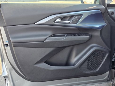 New 2026 Chevrolet Equinox EV LT w/ Convenience Package II image 20