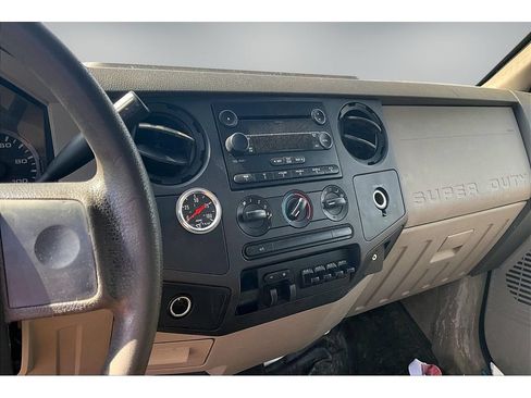 Used 2008 Ford F550 4x4 Crew Cab Super Duty image 8