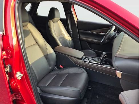 Used 2021 MAZDA CX-30 FWD 2.5 S w/ Premium Package image 19
