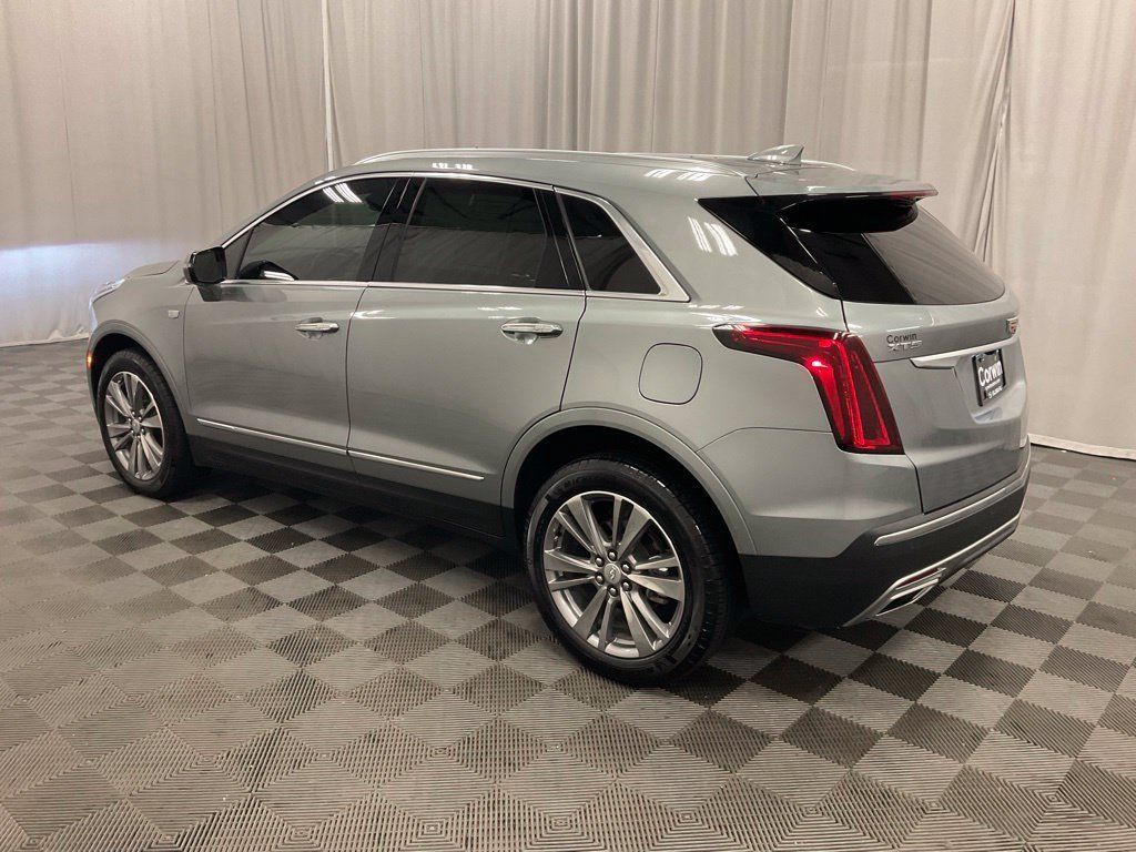 Used 2025 Cadillac XT5 Premium Luxury FWD image 4