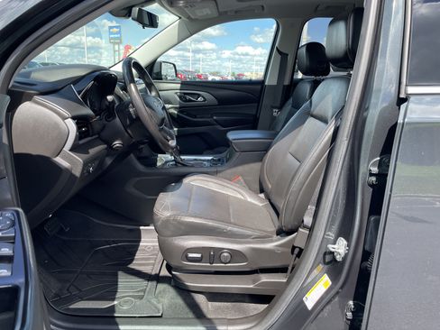 Used 2018 Chevrolet Traverse Premier w/ LPO, Floor Liner Package AWD/4WD image 18