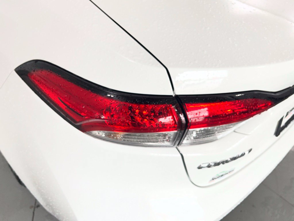 Used 2026 Toyota Corolla LE FWD image 40