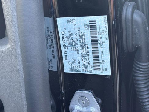 Certified 2024 Lincoln Nautilus Reserve w/ Equipment Group 202A image 26