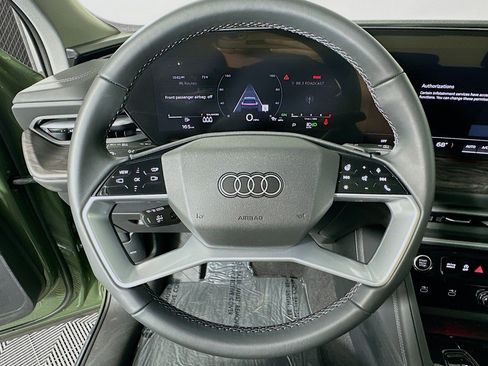 Used 2025 Audi Q5 Premium Plus w/ Premium Plus AWD/4WD image 19