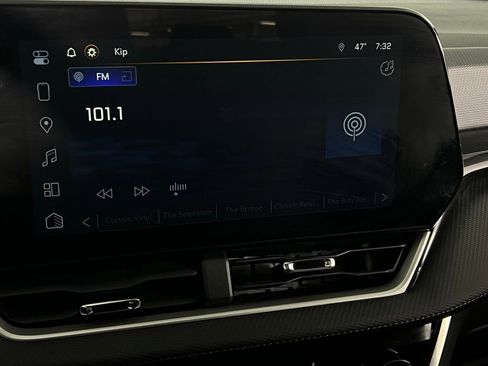 Used 2025 Chevrolet Equinox LT image 17