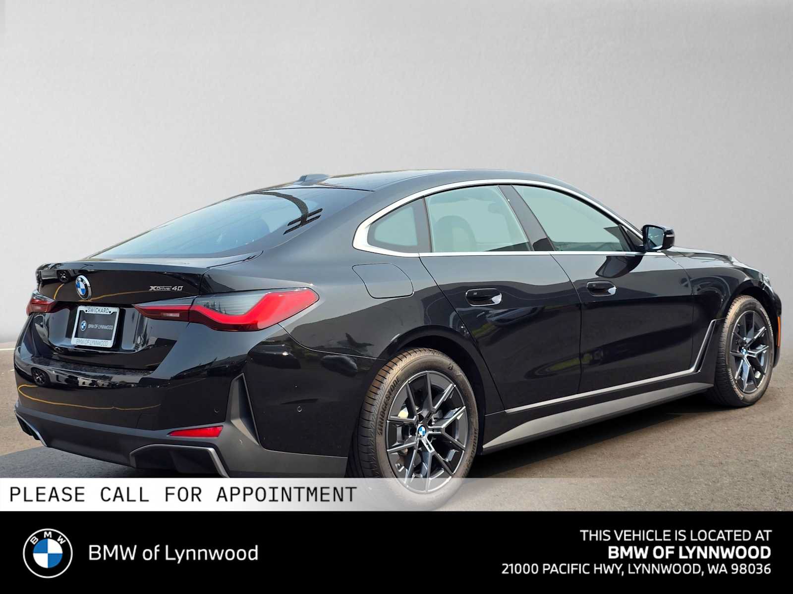 New 2026 BMW i4 xDrive40i w/ Premium Package AWD/4WD image 3