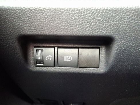 Used 2024 Toyota RAV4 XLE image 21