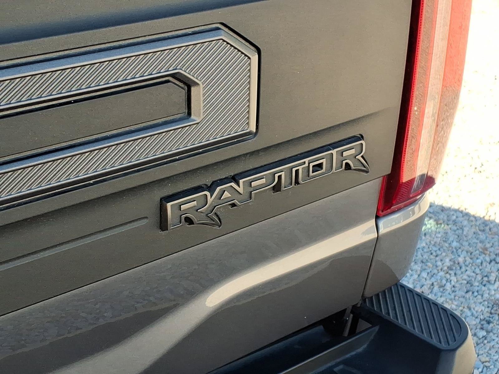 Used 2024 Ford F150 Raptor AWD/4WD image 7