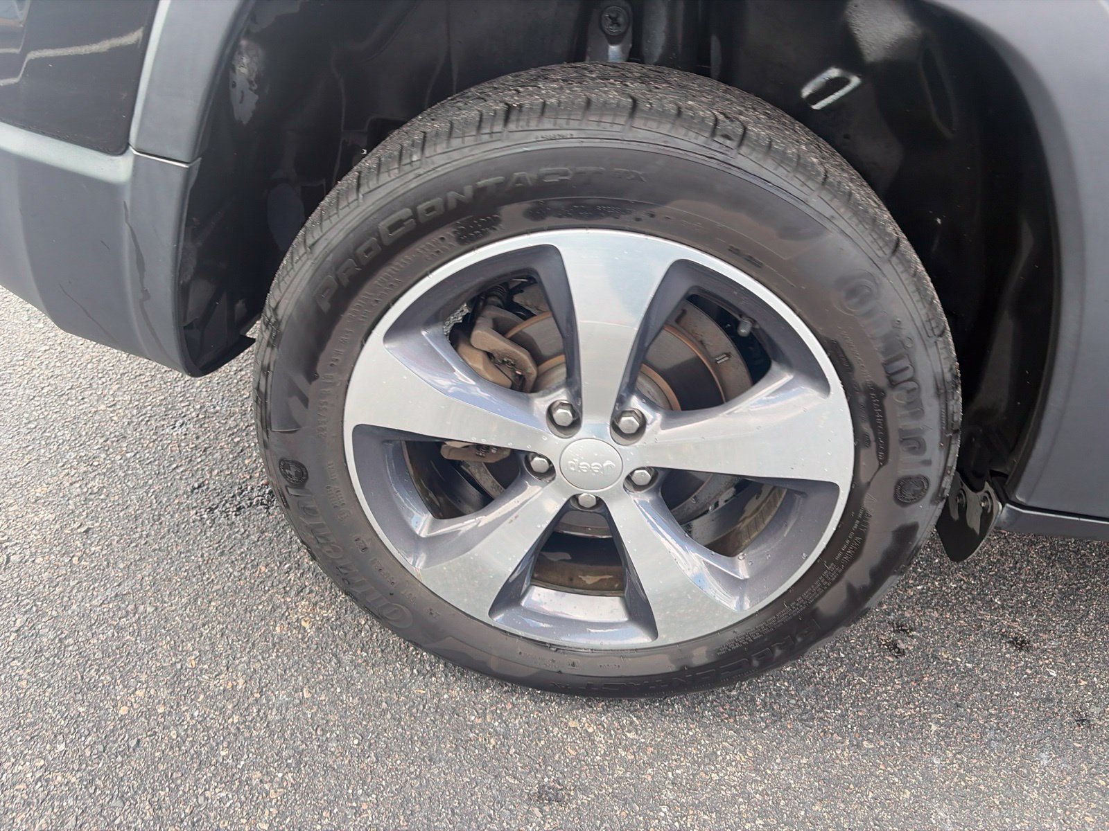 Used 2019 Jeep Cherokee Limited FWD image 10